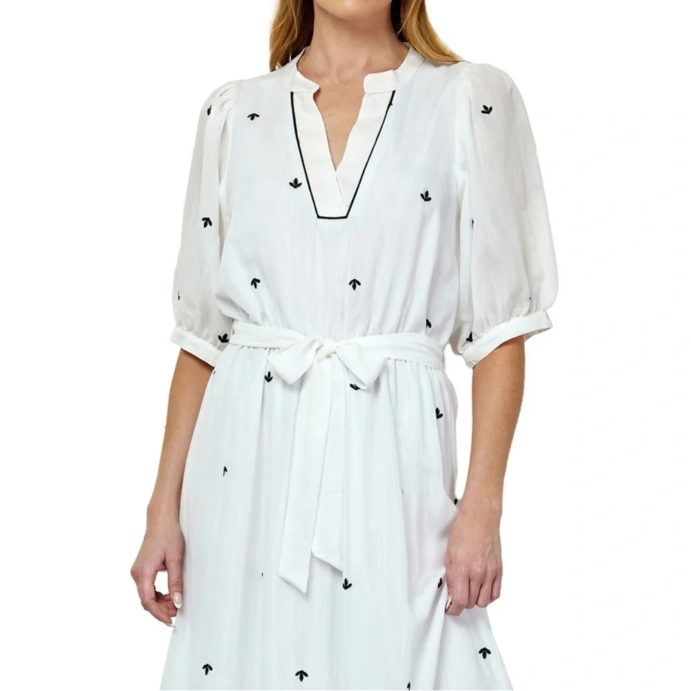 Women's Figueroa & Flower V-Neck Embroidered Peasant Dress - Picture 5 of 15